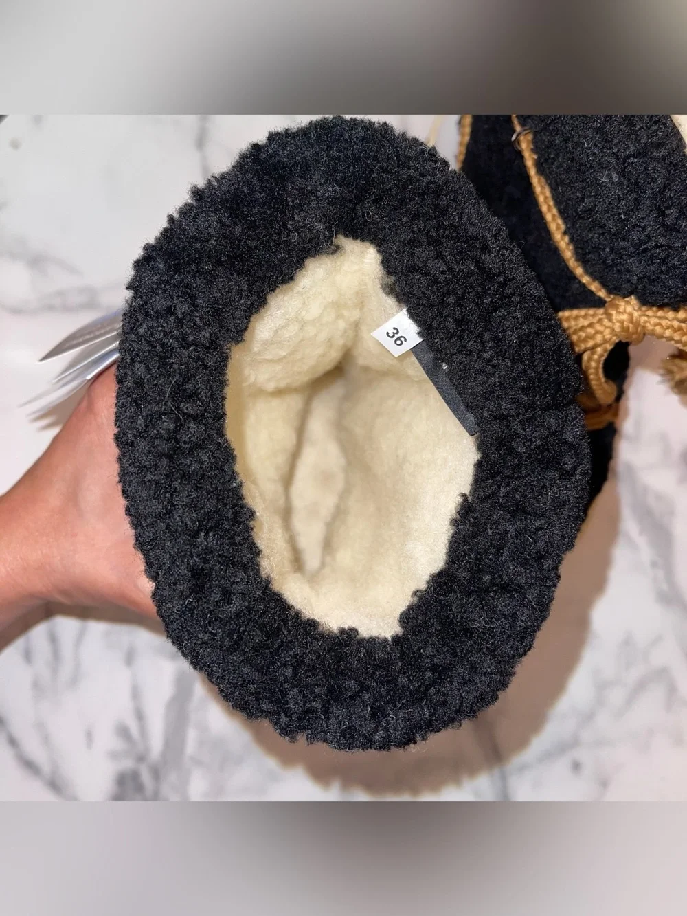 La Mondiale Zermatt Sheepskin Après-Ski Boots Black Size 36 NWT